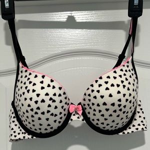 Victoria’s Secret bra